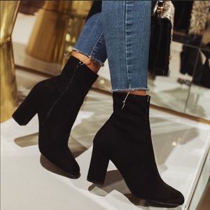 NEW Chelsea Booties- in Black size 8.5